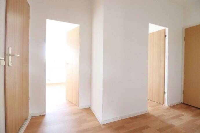 Etagenwohnung Flöha Plaue - 5 Zimmer, 127 m&sup2;, 625&euro; | Angebot:25709964