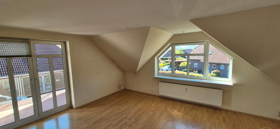Dachgeschoßwohnung Wittmund - 3 Zimmer, 80 m&sup2;, 600&euro; | Angebot:26621129