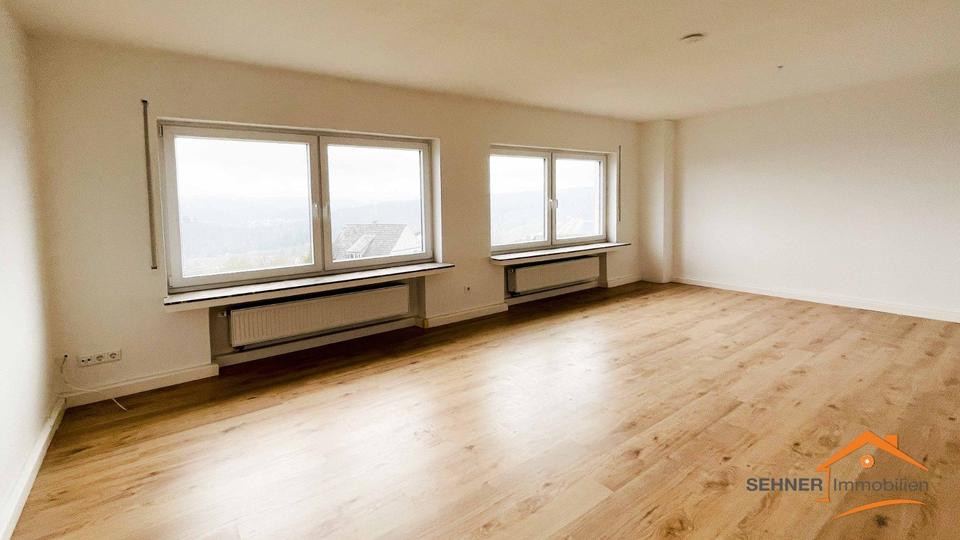 Etagenwohnung Sundern (Sauerland) - 3 Zimmer, 88 m&sup2;, 880&euro; | Angebot:26638416