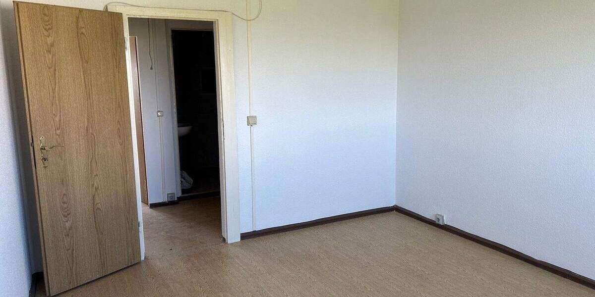 Etagenwohnung Teutschenthal Langenbogen - 2 Zimmer, 55 m&sup2;, 330&euro; | Angebot:26796964