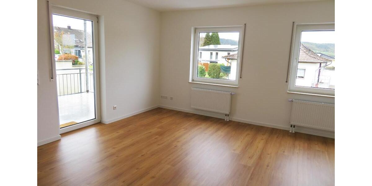 Hochparterre Hetzerath - 4 Zimmer, 104 m&sup2;, 1.050&euro; | Angebot:26625014
