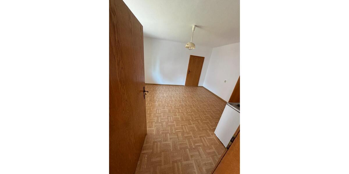 Wohnung Haus zur Miete inklusive Doppelgarage sowie Garten 9 zimmer