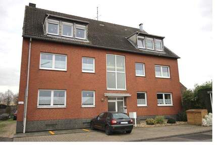 Moderne Dachgeschosswohnung in Wickrathhahn 3 zimmer