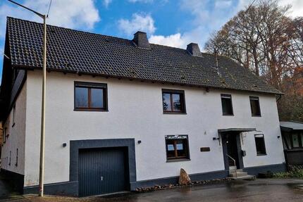 Großes Haus mit Garten zu vermieten 8 zimmer