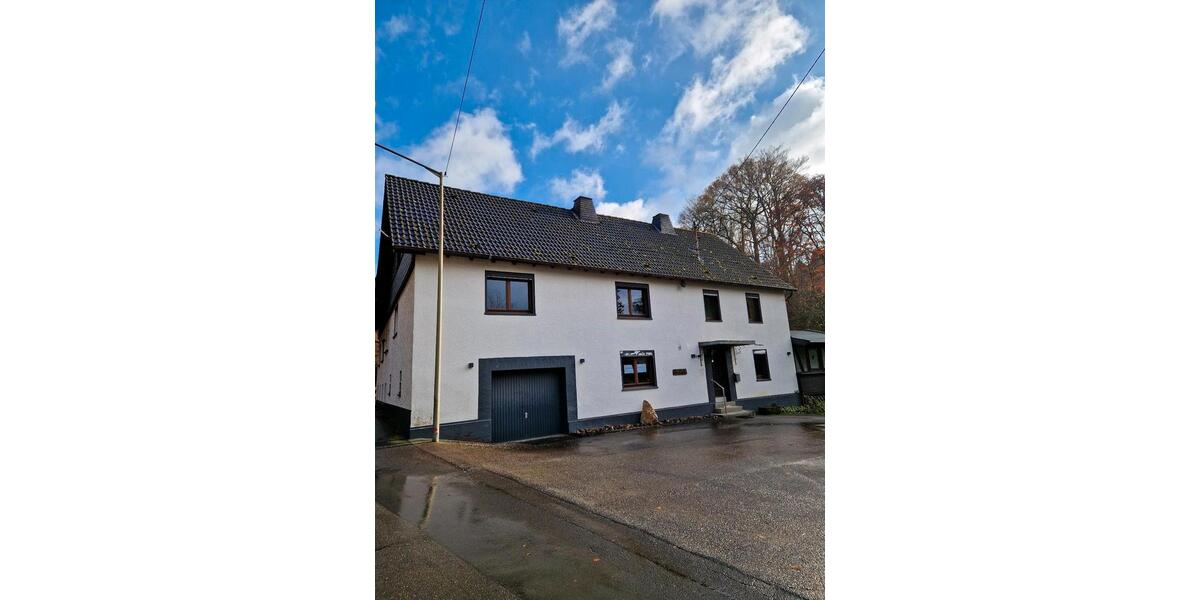 Großes Haus mit Garten zu vermieten 8 zimmer