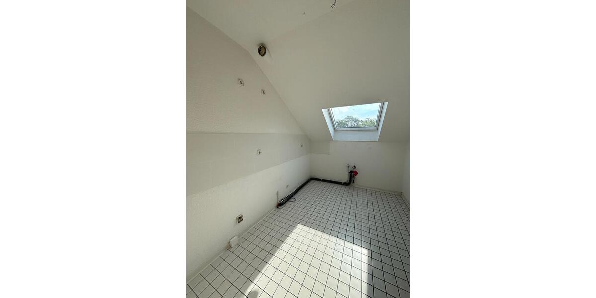 Dachgeschoßwohnung Wittenberge - 3 Zimmer, 75 m&sup2;, 603&euro; | Angebot:26677791