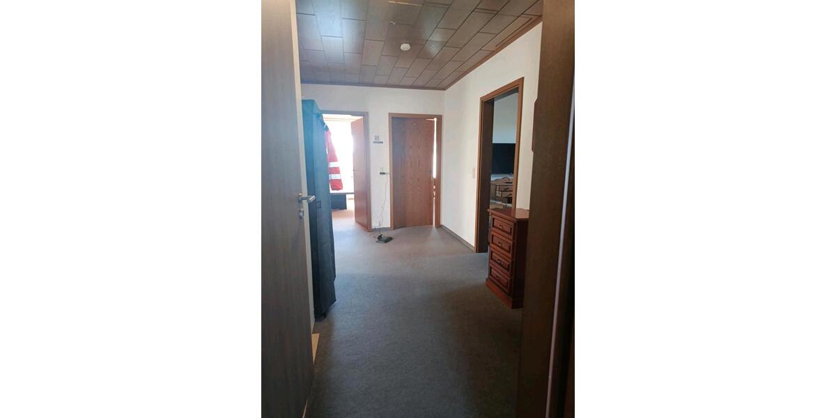 Dachgeschoßwohnung Lathen - 4 Zimmer, 100 m&sup2;, 30&euro; | Angebot:26182610