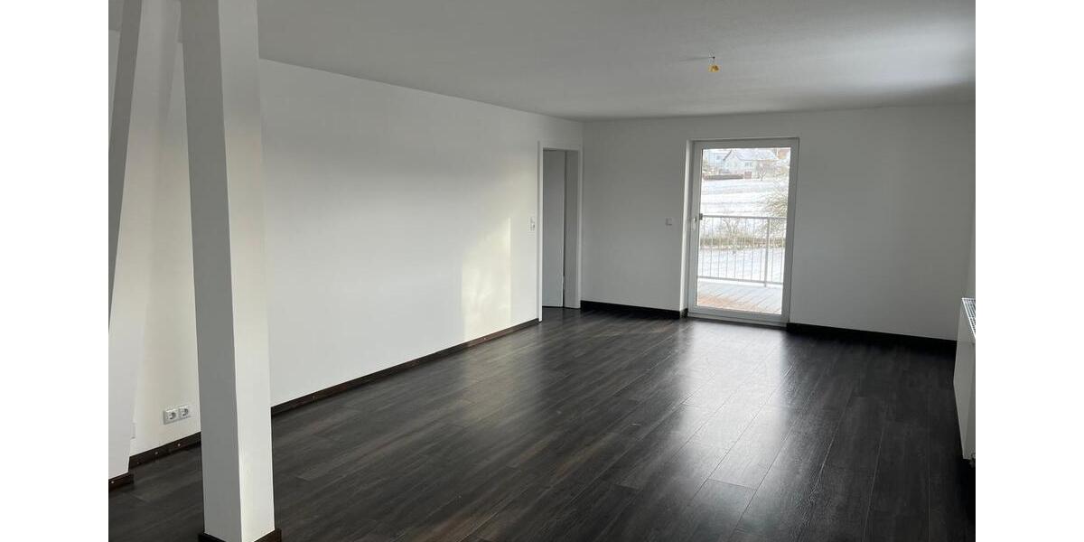 Etagenwohnung St. Johann - 3 Zimmer, 90 m&sup2;, 1.000&euro; | Angebot:25105247