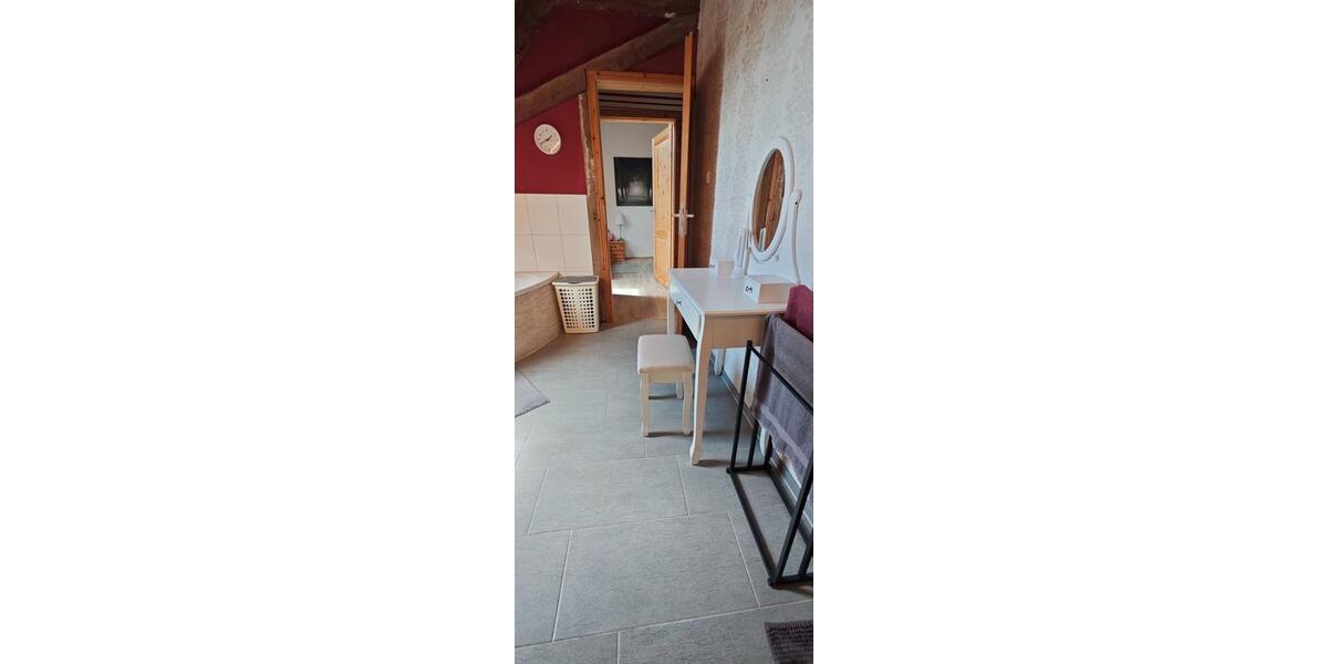 Maisonettenwohnung Eigeltingen - 5 Zimmer, 95 m&sup2;, 900&euro; | Angebot:26546710