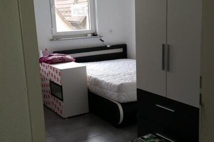 WG ZIMMER VOLL MÖBLIERT WEIL DER STADT 71263 ZENTRUM 530 € Warm 1 zimmer