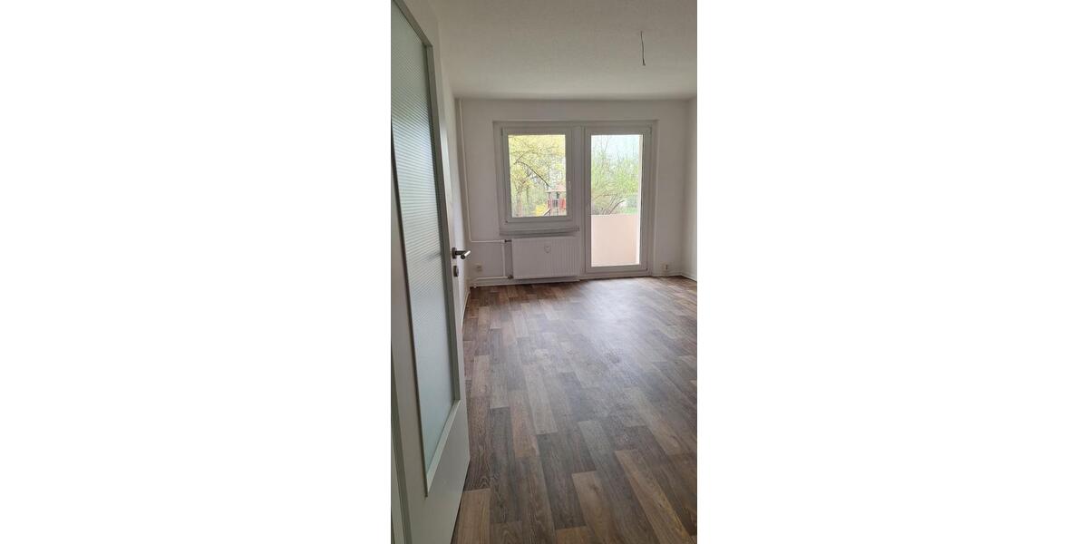 Erdgeschoßwohnung Görlitz Biesnitz - 3 Zimmer, 56 m&sup2;, 342&euro; | Angebot:26318026