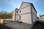 Einfamilienhaus Eschershausen - 7 Zimmer, 160 m&sup2;, 1.400&euro; | Angebot:26302712