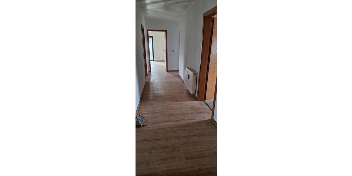 Dachgeschoßwohnung Bopfingen - 4 Zimmer, 72 m&sup2;, 680&euro; | Angebot:25285352