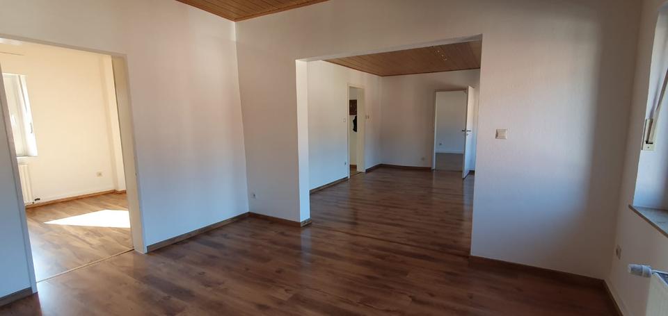 Etagenwohnung Tönisvorst - 3 Zimmer, 80 m&sup2;, 760&euro; | Angebot:25045449