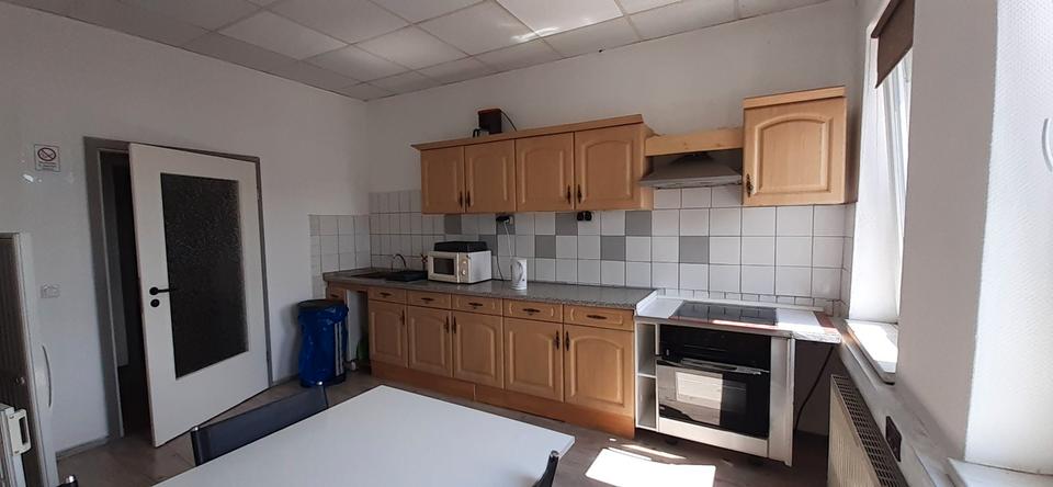 Wohnen auf Zeit Georgenthal - 9 Zimmer, 340 m&sup2;, 15&euro; | Angebot:26321447