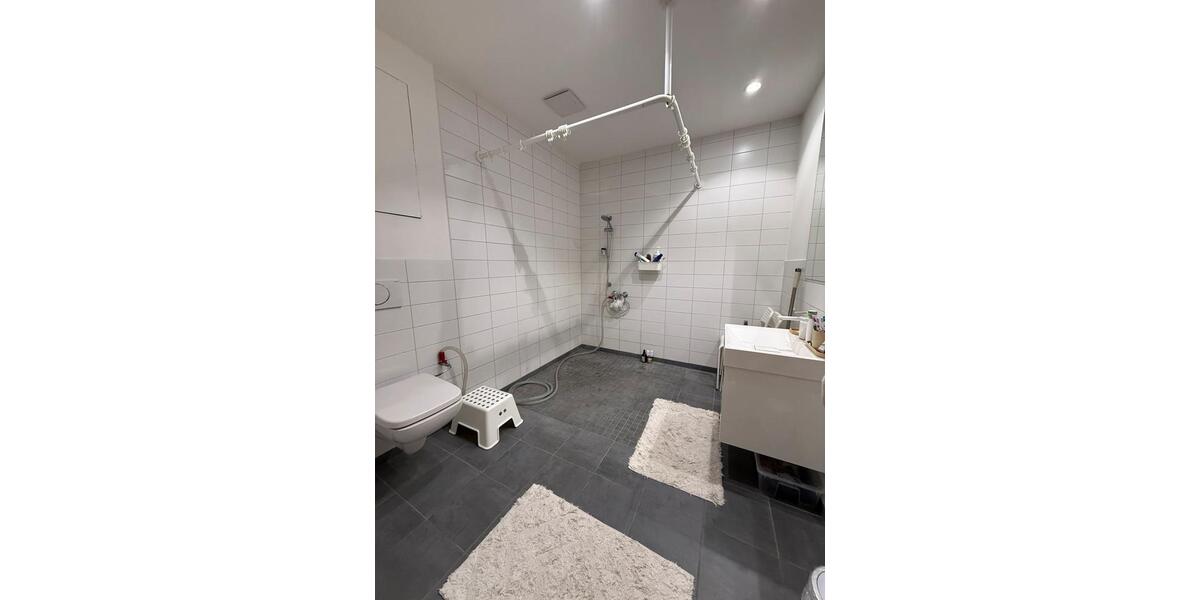 Erdgeschoßwohnung Frankfurt am Main Mitte-West - 3 Zimmer, 80 m&sup2;, 1.430&euro; | Angebot:26630973