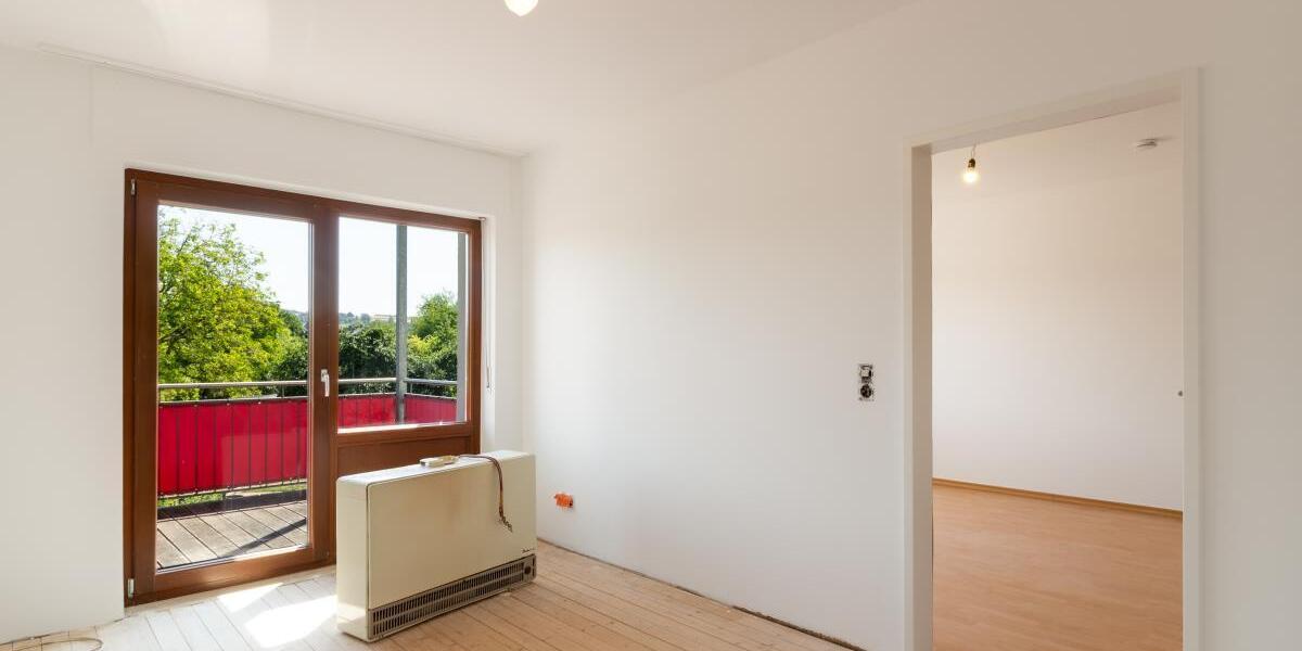 Gemütliche renovierte Wohnung mit schönem Balkon in Trier-Ehrang - Etagenwohnung Trier West-Pallien | Angebot:27254719