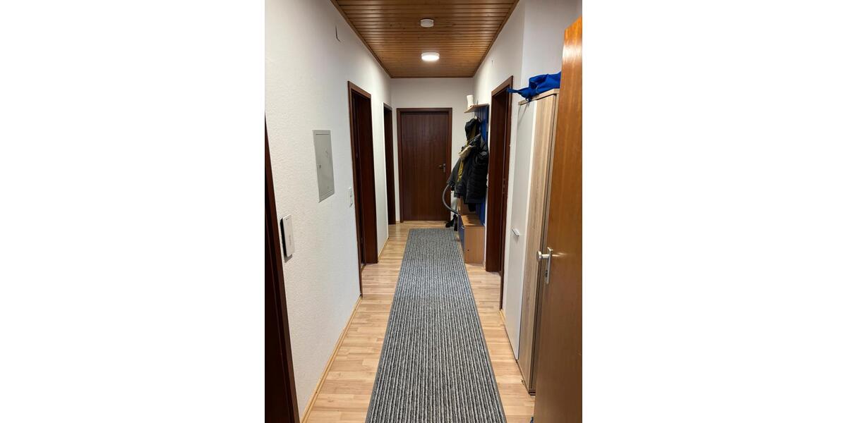 Dachgeschoßwohnung Spalt - 3 Zimmer, 80 m&sup2;, 700&euro; | Angebot:26398511