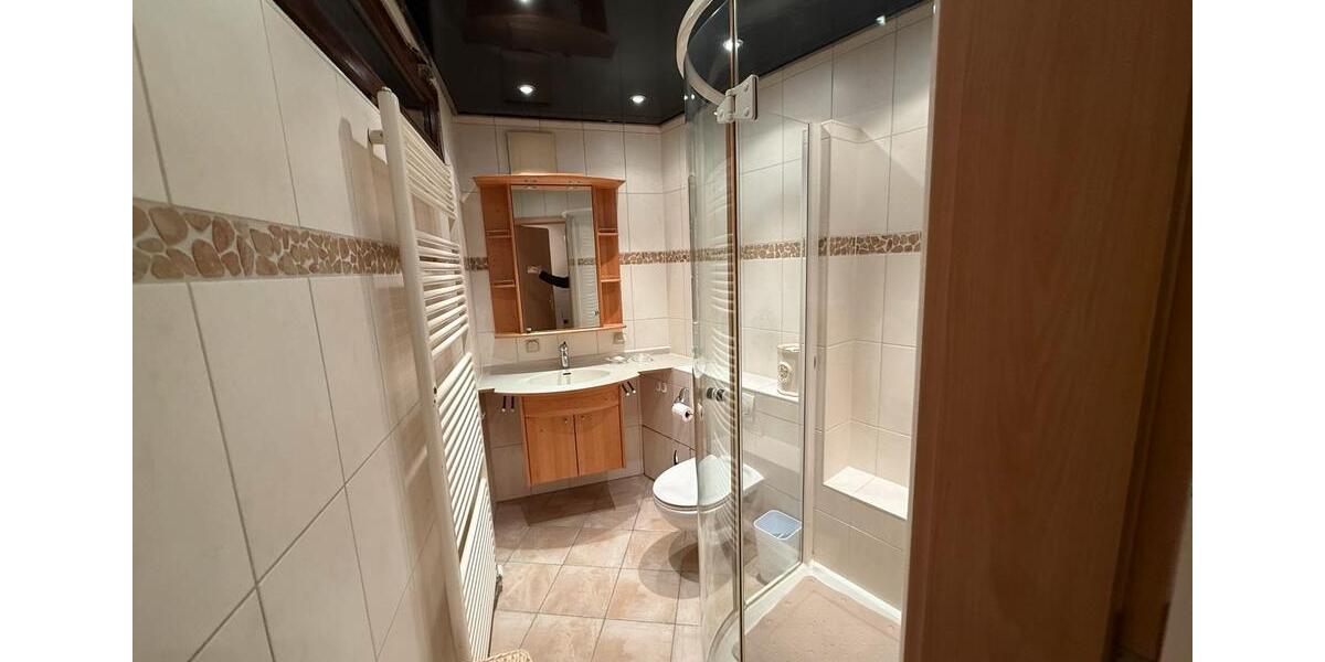 Einfamilienhaus Aßlar - 3 Zimmer, 140 m&sup2;, 1.100&euro; | Angebot:25810665