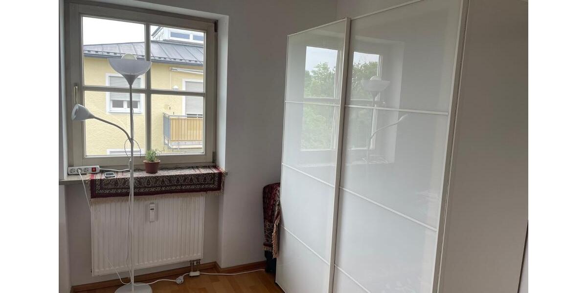 Dachgeschoßwohnung Mühldorf am Inn - 1 Zimmer, 17 m&sup2;, 400&euro; | Angebot:24747329