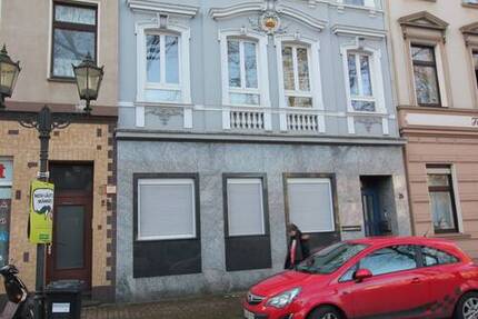 DU , Dellpl.25, 2.OG, 85 m², 2 Zi, Flur, Küche, Bad,Balkon,zusätzl.ein App. 1 Zi.,Flur,WC,1 gr.Einbauschrank 3 zimmer