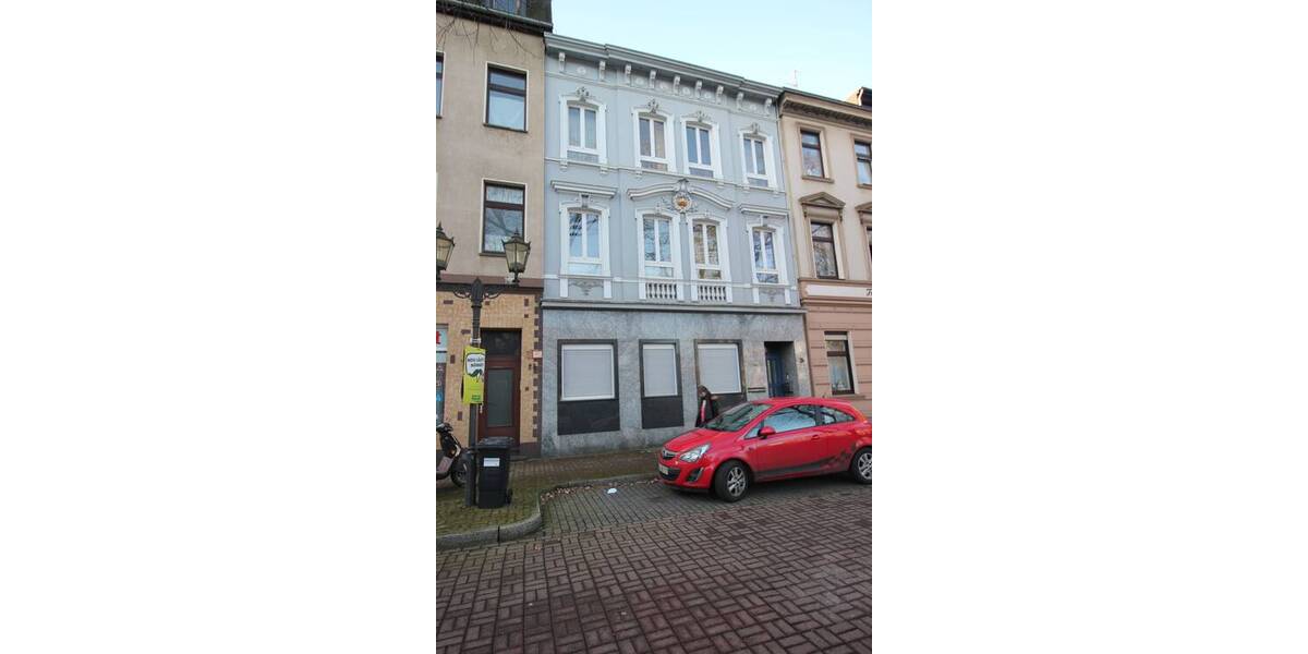 DU , Dellpl.25, 2.OG, 85 m², 2 Zi, Flur, Küche, Bad,Balkon,zusätzl.ein App. 1 Zi.,Flur,WC,1 gr.Einbauschrank 3 zimmer