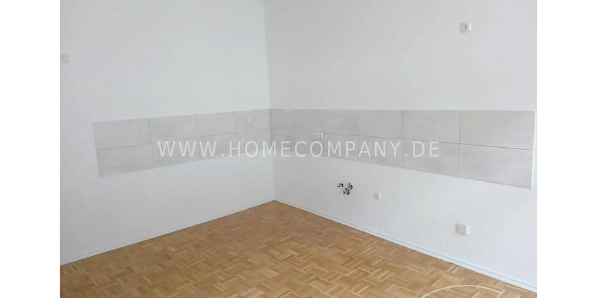 Wohnen auf Zeit Gera - 4 Zimmer, 140 m&sup2;, 3.000&euro; | Angebot:25635403