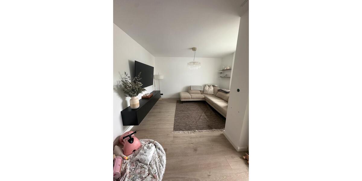 Etagenwohnung Ronnenberg - 3 Zimmer, 93 m&sup2;, 1.450&euro; | Angebot:26614319