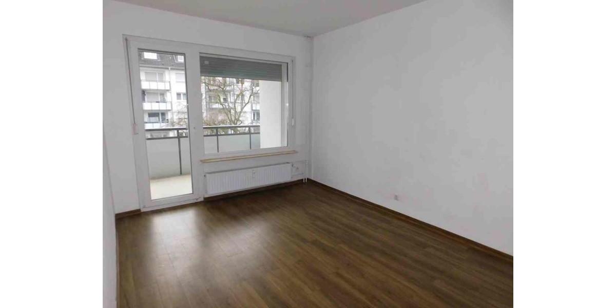 Renovierte 2-Raum-Wohnung mit Balkon in Citynähe! 2 zimmer