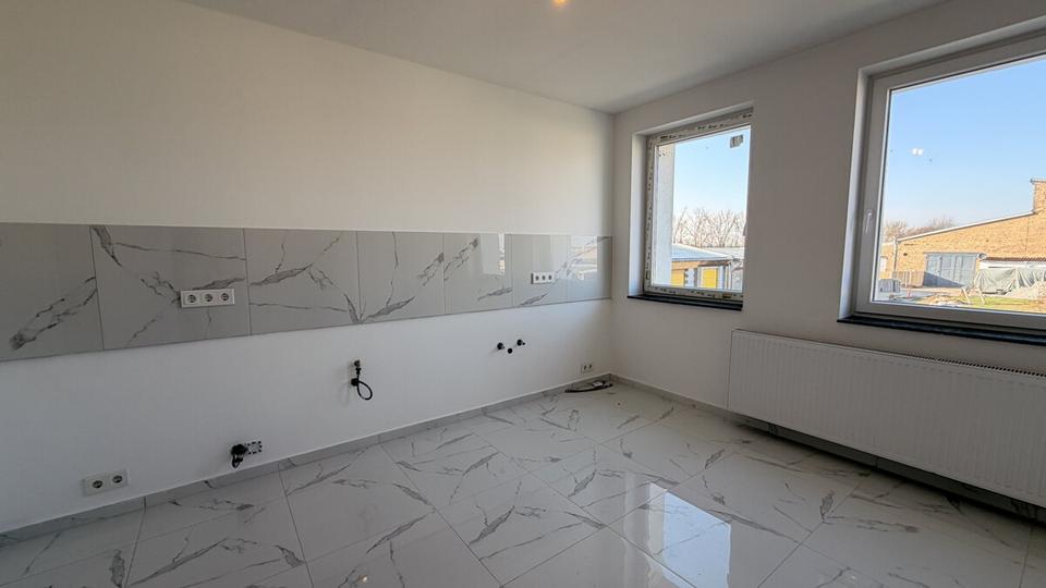 Etagenwohnung Leuna - 4 Zimmer, 80 m&sup2;, 800&euro; | Angebot:26367181