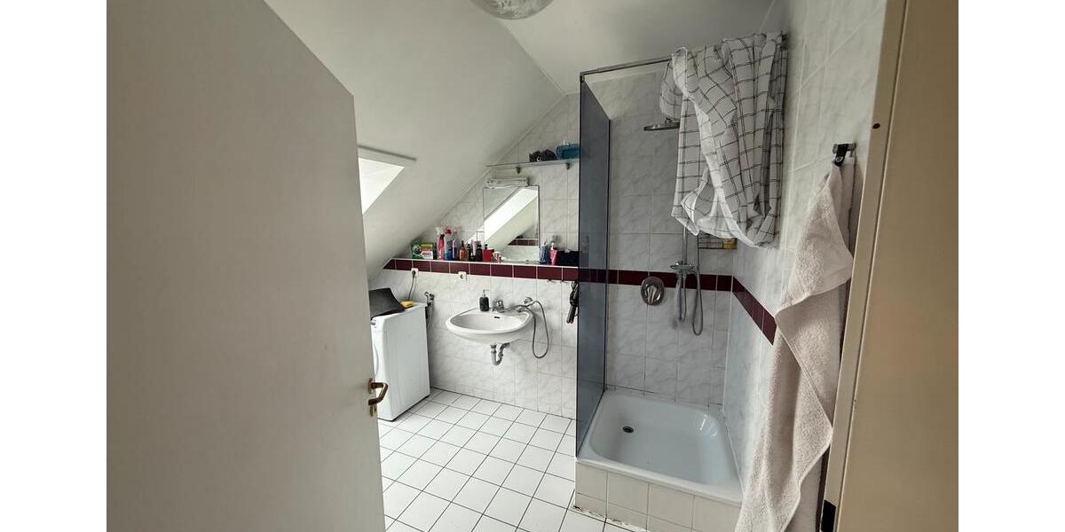 Dachgeschoßwohnung Bad Birnbach Asenham - 2 Zimmer, 64 m&sup2;, 600&euro; | Angebot:25833054