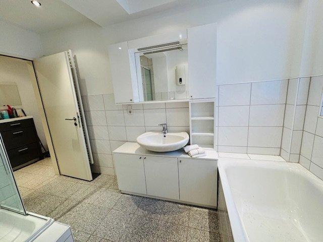 Etagenwohnung Mönchengladbach Nord - 2 Zimmer, 68 m&sup2;, 700&euro; | Angebot:26543519
