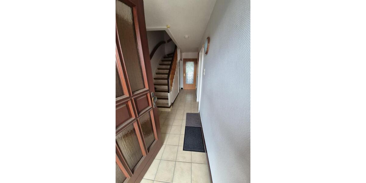 Reihenhaus Hildesheim Himmelsthür - 5 Zimmer, 123 m&sup2;, 1.450&euro; | Angebot:25721807