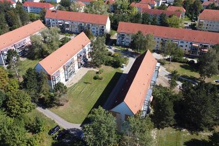 Helle 3- RW mit großenBalkon 3 zimmer