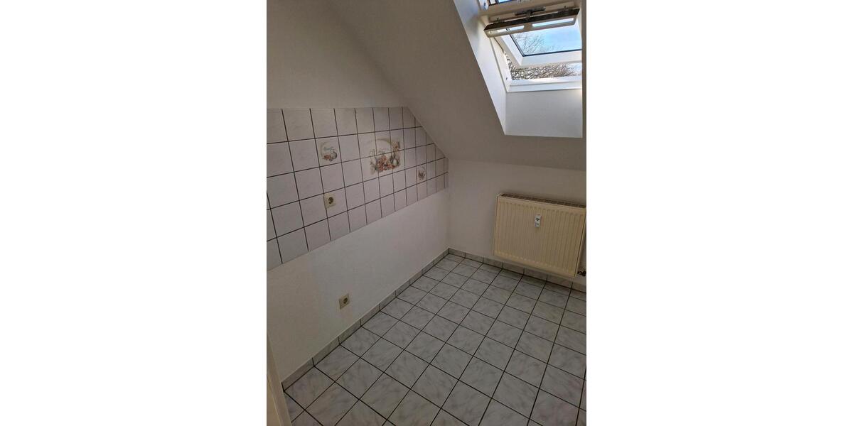 Dachgeschoßwohnung Gütersloh Isselhorst - 3 Zimmer, 60 m&sup2;, 480&euro; | Angebot:25793358