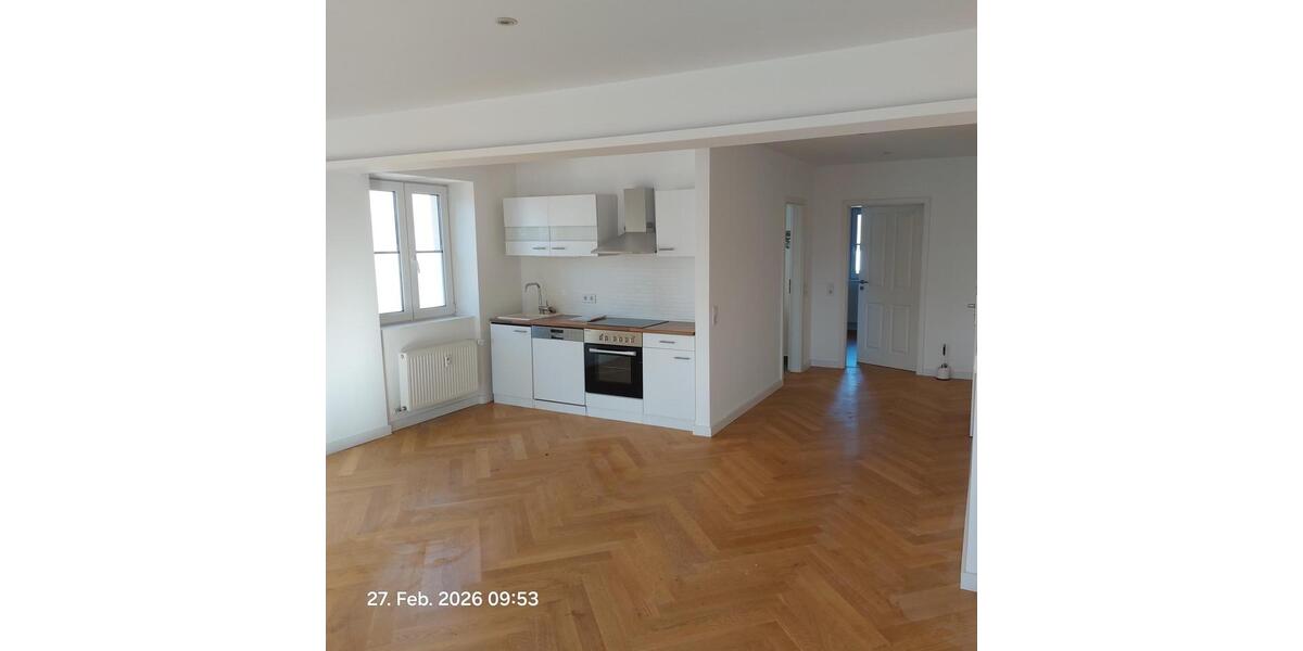 Etagenwohnung Lahr (Schwarzwald) - 2 Zimmer, 61 m&sup2;, 800&euro; | Angebot:26480209