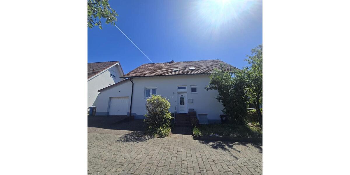 Einfamilienhaus Mehlingen - 3 Zimmer, 200 m&sup2;, 1.950&euro; | Angebot:26619722