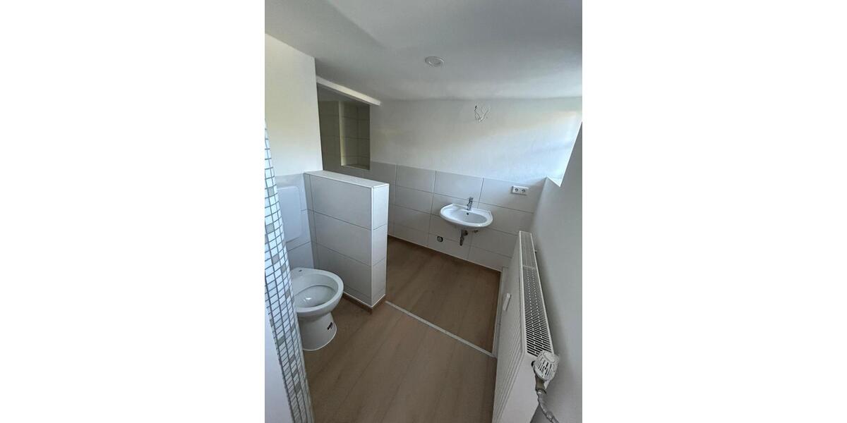 Erdgeschoßwohnung Breuberg - 3 Zimmer, 104 m&sup2;, 1.000&euro; | Angebot:26636097
