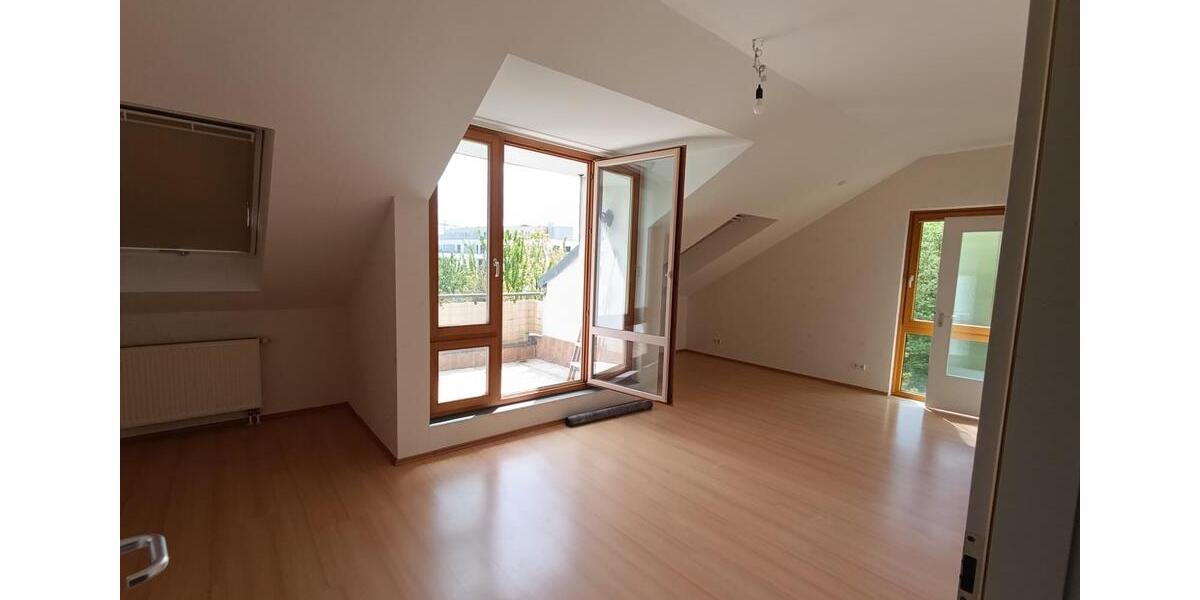 Dachgeschoßwohnung Panketal - 3 Zimmer, 74 m&sup2;, 1.130&euro; | Angebot:26534250