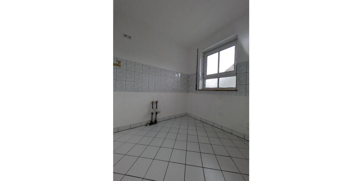 Etagenwohnung Burkhardtsdorf - 2 Zimmer, 57 m&sup2;, 340&euro; | Angebot:25871105