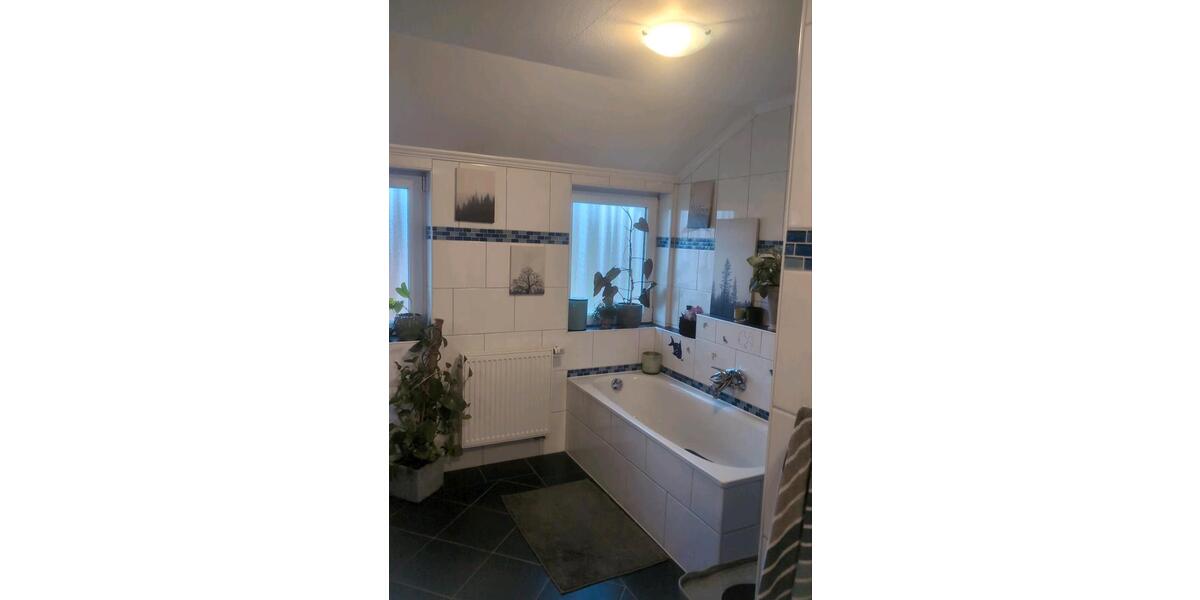 Etagenwohnung Barßel - 4 Zimmer, 100 m&sup2;, 1.000&euro; | Angebot:25394124