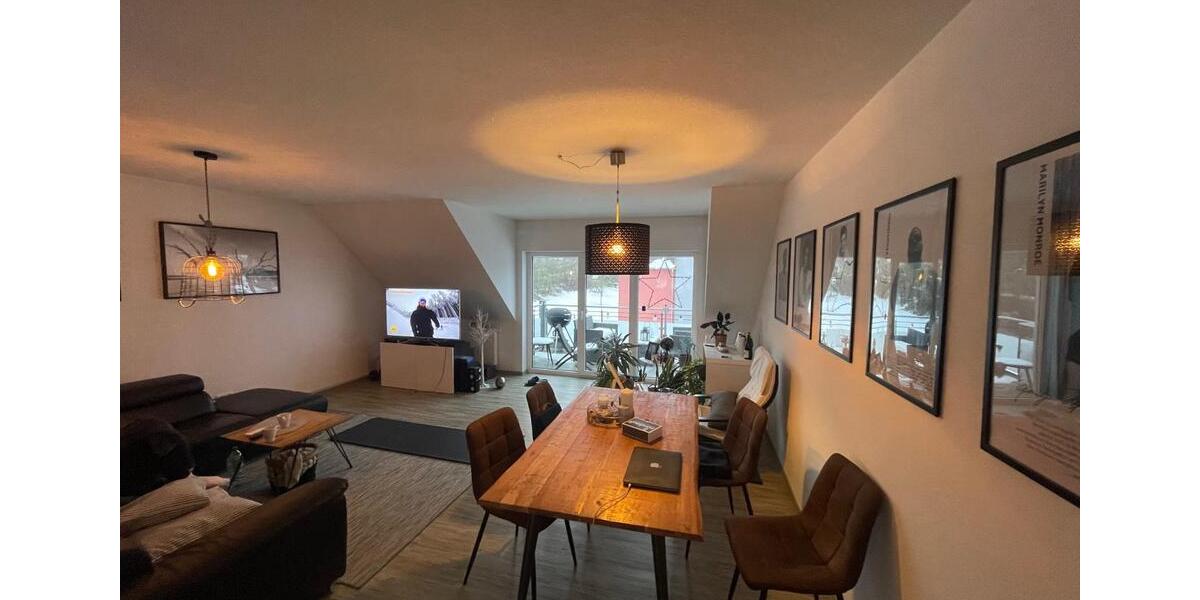 Dachgeschoßwohnung Mellrichstadt - 3 Zimmer, 84 m&sup2;, 815&euro; | Angebot:25055903