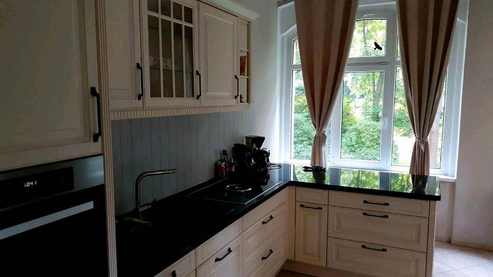 Villa Pausa-Mühltroff Mühltroff - 9 Zimmer, 320 m&sup2;, 2.500&euro; | Angebot:26365581