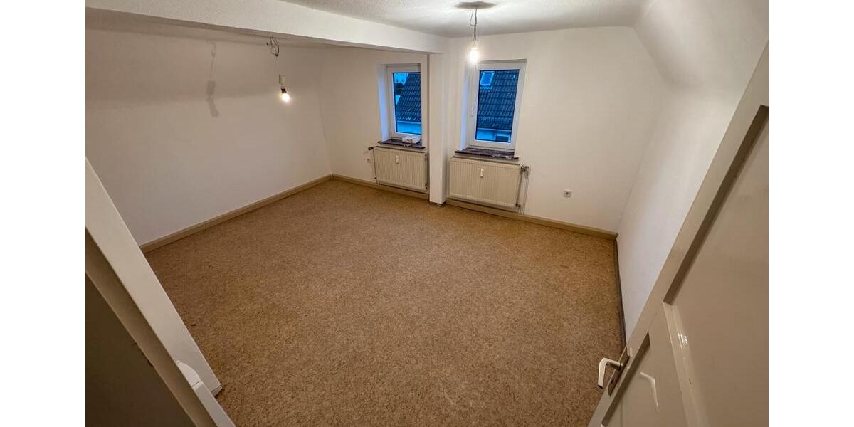 Etagenwohnung Sontra - 2.5 Zimmer, 50 m&sup2;, 490&euro; | Angebot:25902124