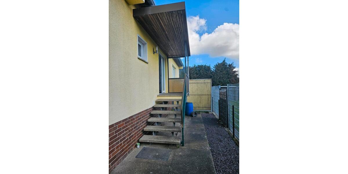 Erdgeschoßwohnung Lehrte - 3 Zimmer, 105 m&sup2;, 1.400&euro; | Angebot:26019378