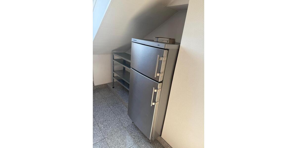 Dachgeschoßwohnung Düsseldorf Stadtbezirk 9 - 2 Zimmer, 52 m&sup2;, 650&euro; | Angebot:26285612