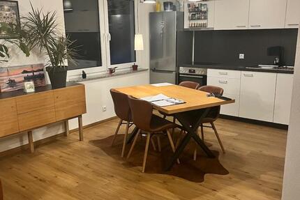 Helle 2,5-Zimmer-Wohnung mit Balkon in Löpsingen zimmer