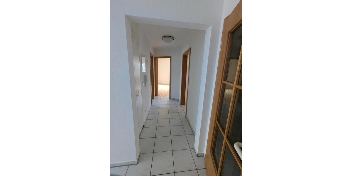 Etagenwohnung Laupheim - 3.5 Zimmer, 86 m&sup2;, 910&euro; | Angebot:26686276