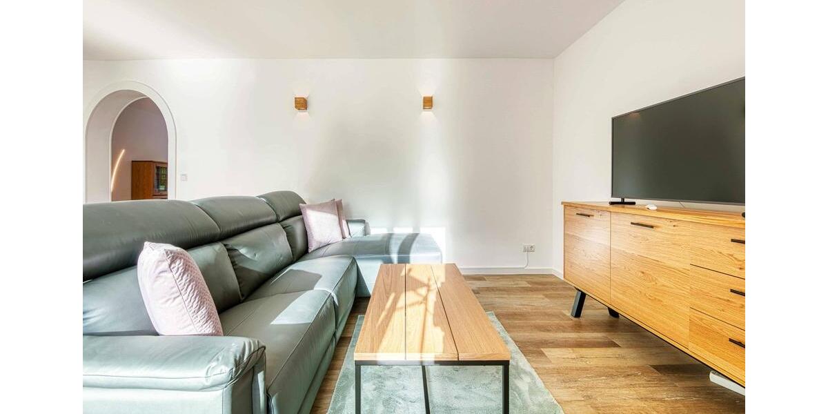 Etagenwohnung Waren (Müritz) - 4 Zimmer, 115 m&sup2;, 1.999&euro; | Angebot:24875366