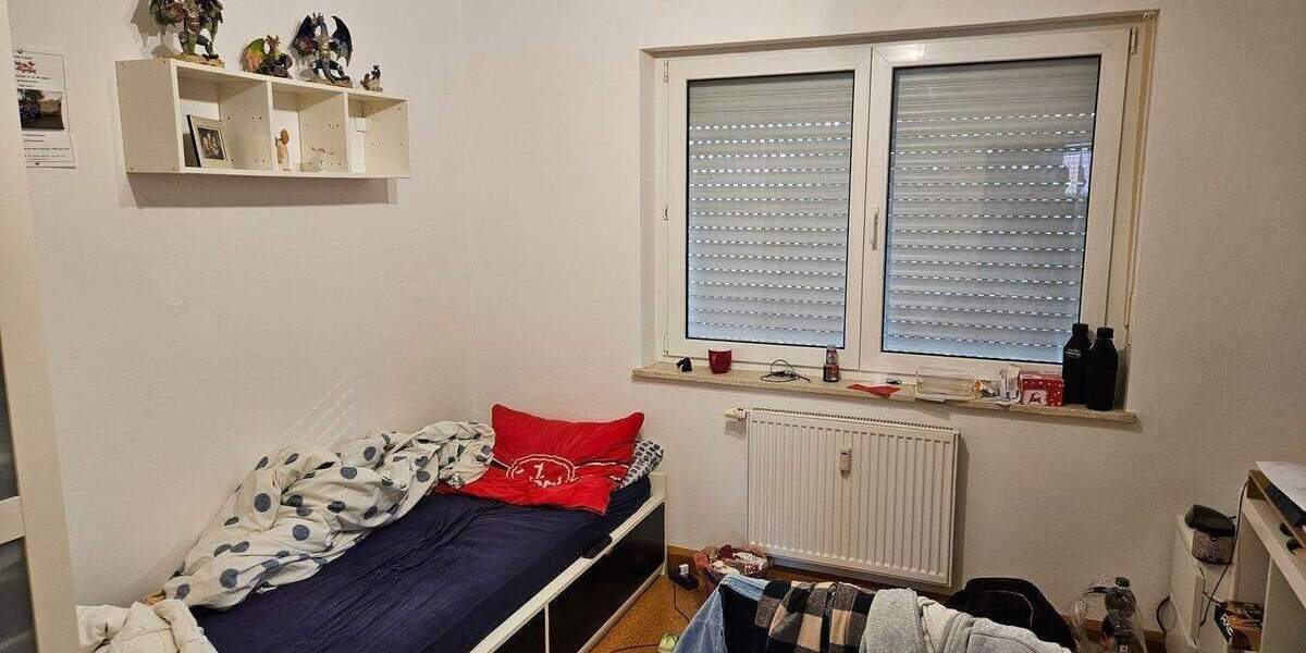 Etagenwohnung Schweinfurt Hochfeld-Steinberg - 3 Zimmer, 95 m&sup2;, 850&euro; | Angebot:25774920